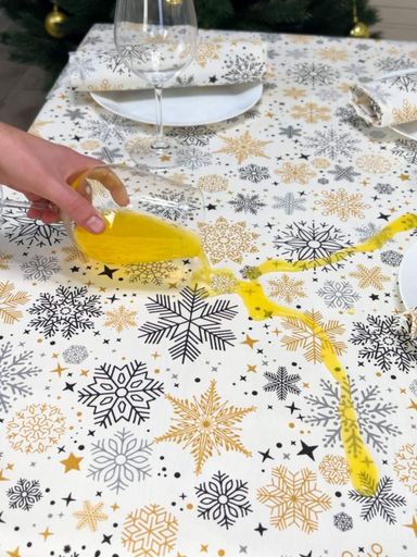 Водовідштовхувальна Скатертина новорічна з принтом Завірюха 120х120 см (+ 2 серветки 30х40) Бежевий (1017783)