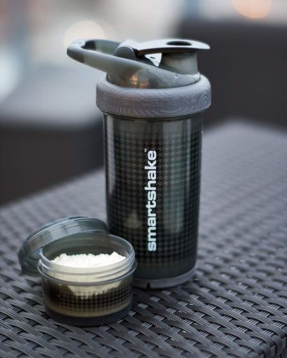 Шейкер спортивний SmartShake Revive 25oz/750ml Black (1231978)