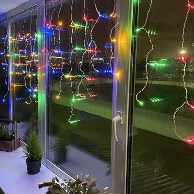 Гірлянда ColorWay Бахрома 3 м x 0.6 м 100 Led IP20 теплий колір USB (CW-GF-100L36UWW) (1398635)
