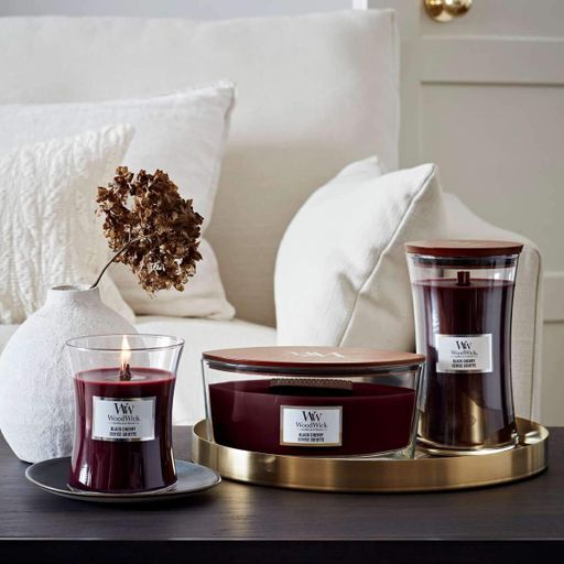 Ароматическая свеча с ароматом темной вишни и амбры Woodwick Medium Phantom Cherry 275 г (1522058)