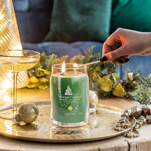 Ароматическая свеча Shimmering Christmas Tree Large Jar Yankee Candle (1743380E) (1522228)