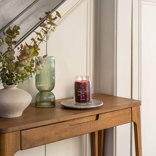 Ароматическая свеча Black Cherry Large Yankee Candle (1522251)