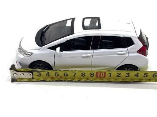 Машинка металлическая TK Union Honda fit 1:32 свет звук открываются двери Белая (GT-04600) (1624929)