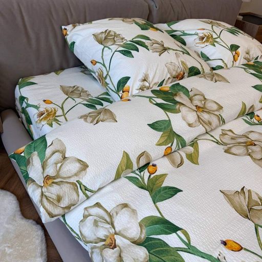 Комплект постільної білизни сімейний білий Квіти Жатка Ananasko 674538 (1680053)