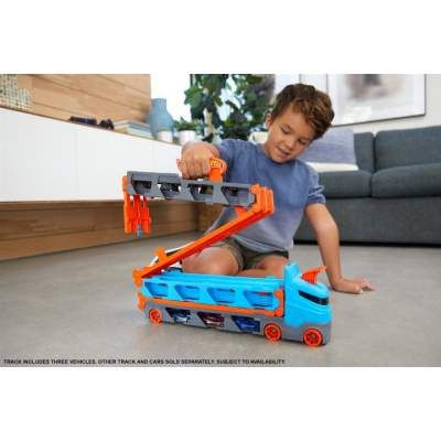 Игровой набор Hot Wheels Грузовик-транспортер "Супергонки" (GVG37) (1729675)