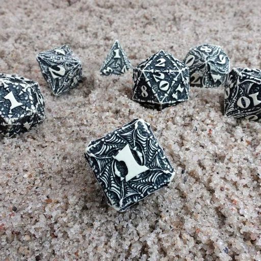 Набір кубиків Dracopolis: Scandinavian Blackfang Dice Set (7) (1743339)