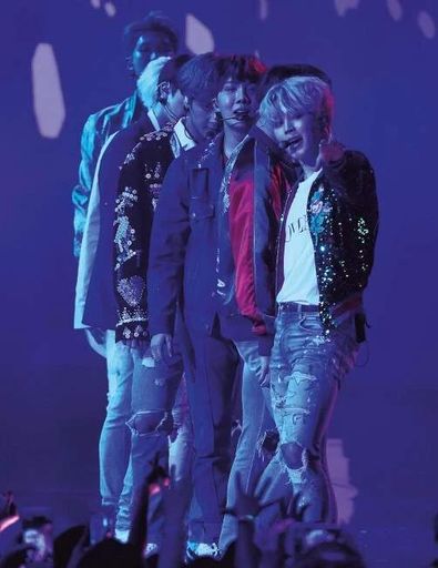 BTS. Королі K-POP (1774405)