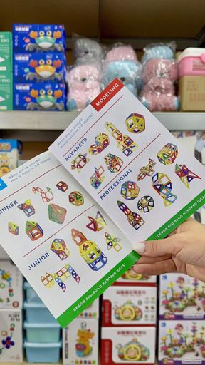 Магнітний конструктор 72 елементи у зручному боксі для зберігання, розвиваюча іграшка для дітей (1782012)