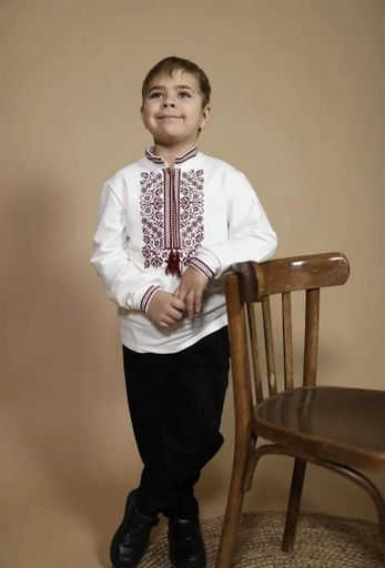 Вишиванка дитяча для хлопчика трикотажна біла з червоним орнаментом 99 (1803087)