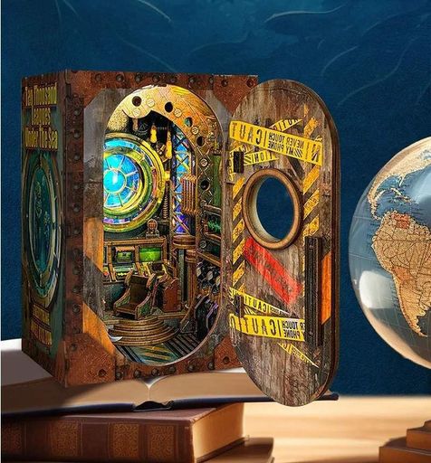 Бук Нук 10 000 лье в глубинах моря 3D Интерьерный конструктор 10,000 Leagues in the Deep Sea DIY Book Nook Kit (1807178)