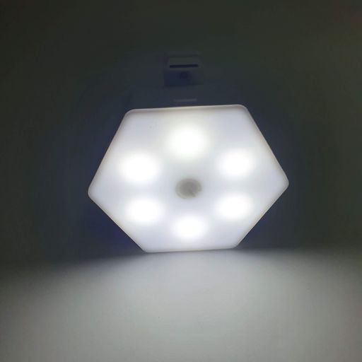 LED светильник сенсорный настенный модульный шестигранный с пультом 1 шт UKC белый (1828461)