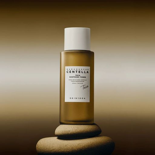 Успокаивающий тонер для лица Skin1004 Madagascar Centella Teca Soothing Toner, 210 мл
