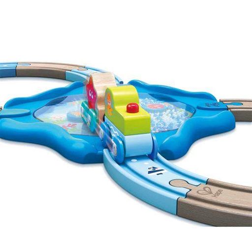 Игрушечная железная дорога Hape дерево 24х6х30 см разноцветная 15 элементов (701115) (1953053)