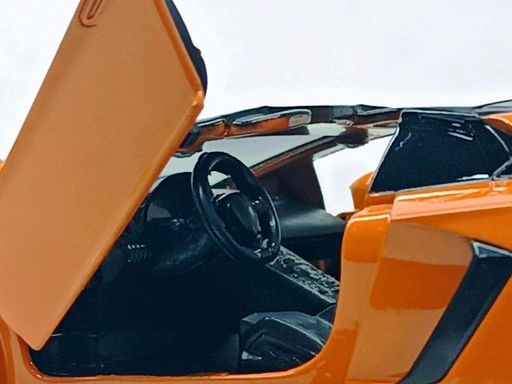 Игрушечная машинка Автопром Lamborghini Aventador Roadster – коллекционная модель, оранжевая, 19 см (2012196)