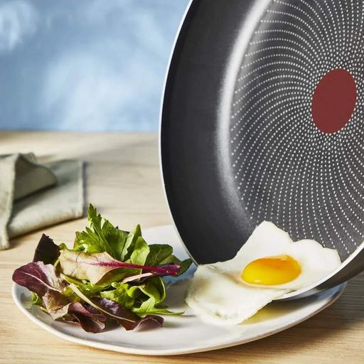 Сковорода Tefal алюмінієва 26 см чорна з кришкою (696930) (2039809)