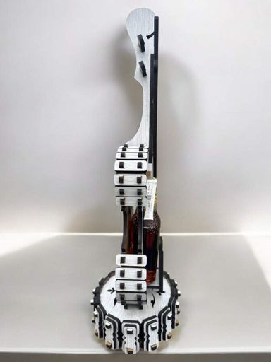 Сувенірна скрипка з коньяком  Біла 50 см. Чудовий подарунок Сувенір (2046812)