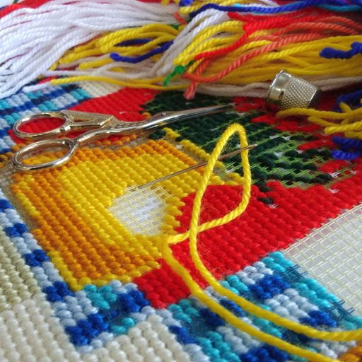 Вишивка напівхрестиком 40×40 см «Вази і квіти», «Чарівниця», V-346 (2055824)