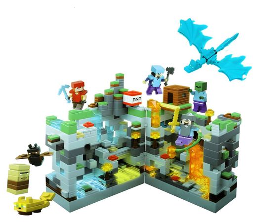 Конструктор Minecraft "Атака на крепость" на 858 деталей (648) (2074564)