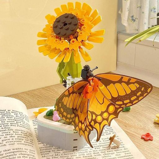 Конструктор No Brand Sunflower & Butterfly Bonsai Махаон 219 деталей Різнокольоровий (2104619338) (2082934)