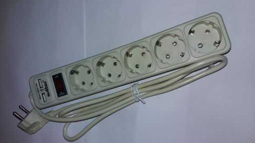 Мережевий фільтр-подовжувач Svittex 2*USB 5V 2.1A 5 розеток 2200Вт 250В 10А 1,8 м Білий (SV-023) (2083645)