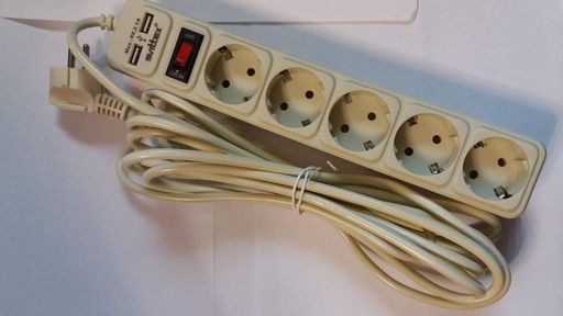 Мережевий фільтр-подовжувач Svittex 2*USB 5V 2.1A 5 розеток 2200Вт 250В 10А 5 м Білий (SV-025) (2083650)