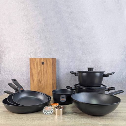 Каструля з кришкою CHEF COLLECTION із антипригарним покриттям VITRINOR 24 см 3.8 л (2103075)