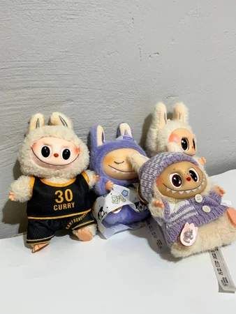 Дитяча м'яка іграшка-брелок The Monsters Labubu Labubu16 в асортименті (2105687)