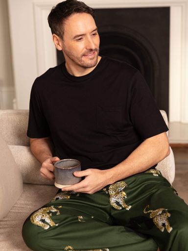 Піжама чоловіча Cyberjammies Olive 3124-3122 S Оливково-чорний (5051877617810) (2110198)