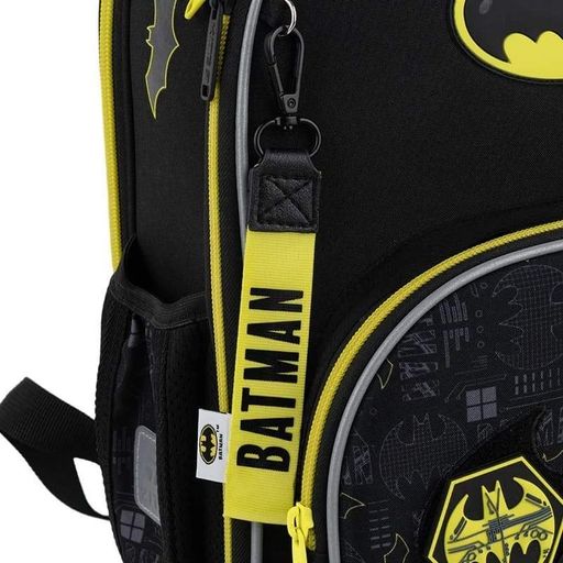 Школьный каркасный рюкзак Kite Education 556 DC Batman Черный 12 л (DC25-556M) (2116068)