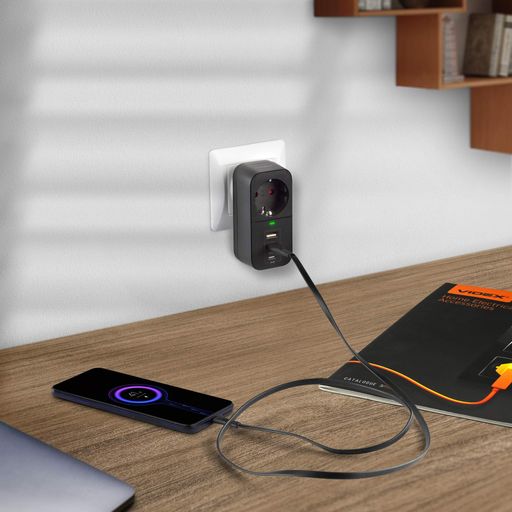 Мережевий адаптер VIDEX ONCORD з заземленням 1п 2.4A 2USB USB-C чорний зарядний пристрій для гаджетів (2116570)