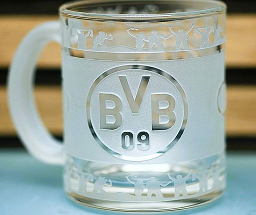 Скляна чашка 320 мл ФК  Боруссия Borussia з гравіюванням подарунок для фаната  футбольна кружка кругова (2149367)