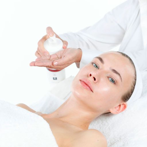 Очищувальний гель для обличчя Christina Comodex Clean&Clear Cleanser крок 1, 500 мл