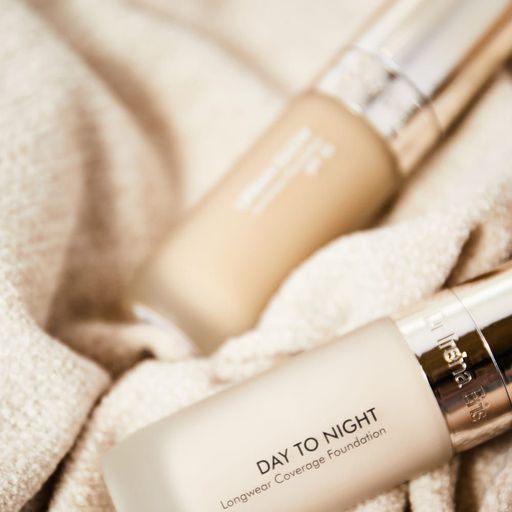 Тональный крем для лица Dr Irena Eris Day To Night Longwear Coverage Foundation, 30 мл