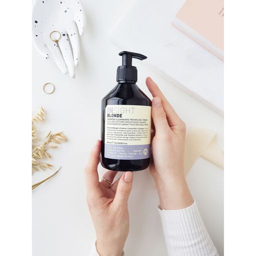 Шампунь для волос Insight Blonde Cold Reflections Shampoo