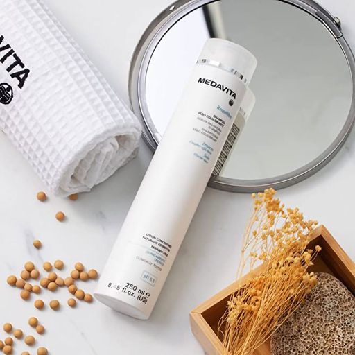 Себорегулирующий шампунь Medavita Requilibre Sebum-Balancing Shampoo pH 5.5 для жирной кожи головы, 250 мл
