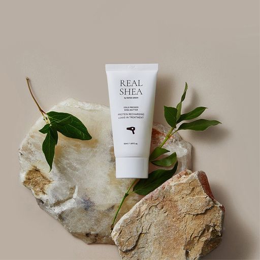 Восстанавливающий термозащитный крем для волос Rated Green Real Shea Protein Recharging Leave-in Treatment с маслом ши