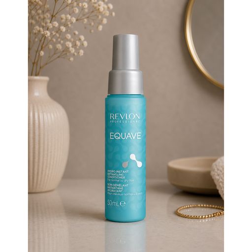 Уценка! Двухфазный кондиционер-спрей Revlon Professional Equave Hydro Instant Detangling Conditioner для нормальных и сухих волос, 50 мл
