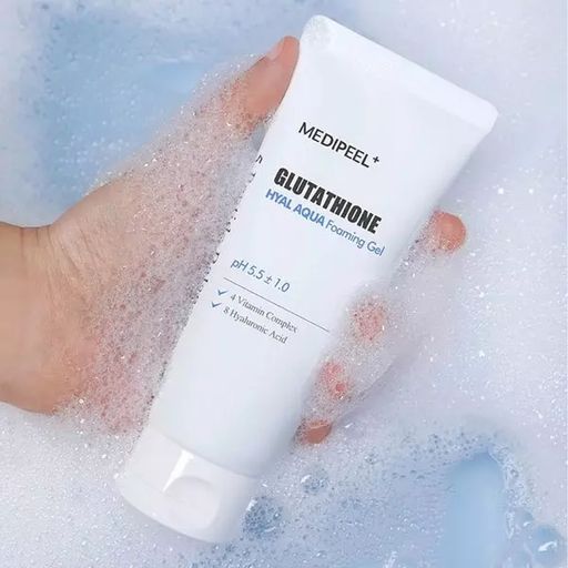 Увлажняющий гель-пенка для умывания Medi-Peel Glutathione Hyal Aqua Foaming Gel, 150 мл