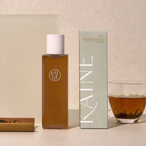 Набор для лица Kaine Kombu Balanceng Ampoule Toner Special Set (тонер с экстрактом чайного гриба, 150 мл + хлопчатобумажные педы, 40 шт)