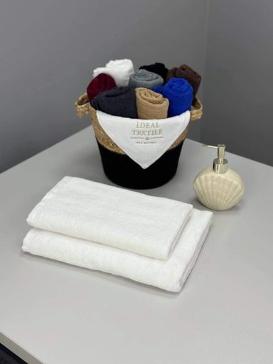 Полотенце однотонное Ideal Textile 70х140 см 400 г/м2 (56860923) Білий (904975)