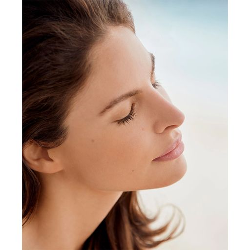 Солнцезащитная компактная пудра для лица BioNike Defence Sun Compact Foundation High Protection, SPF 50, 10 г