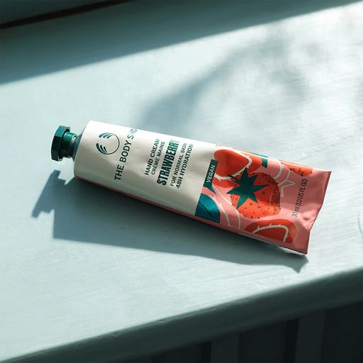Крем для рук The Body Shop Strawberry Hand Cream Клубника, 30 мл
